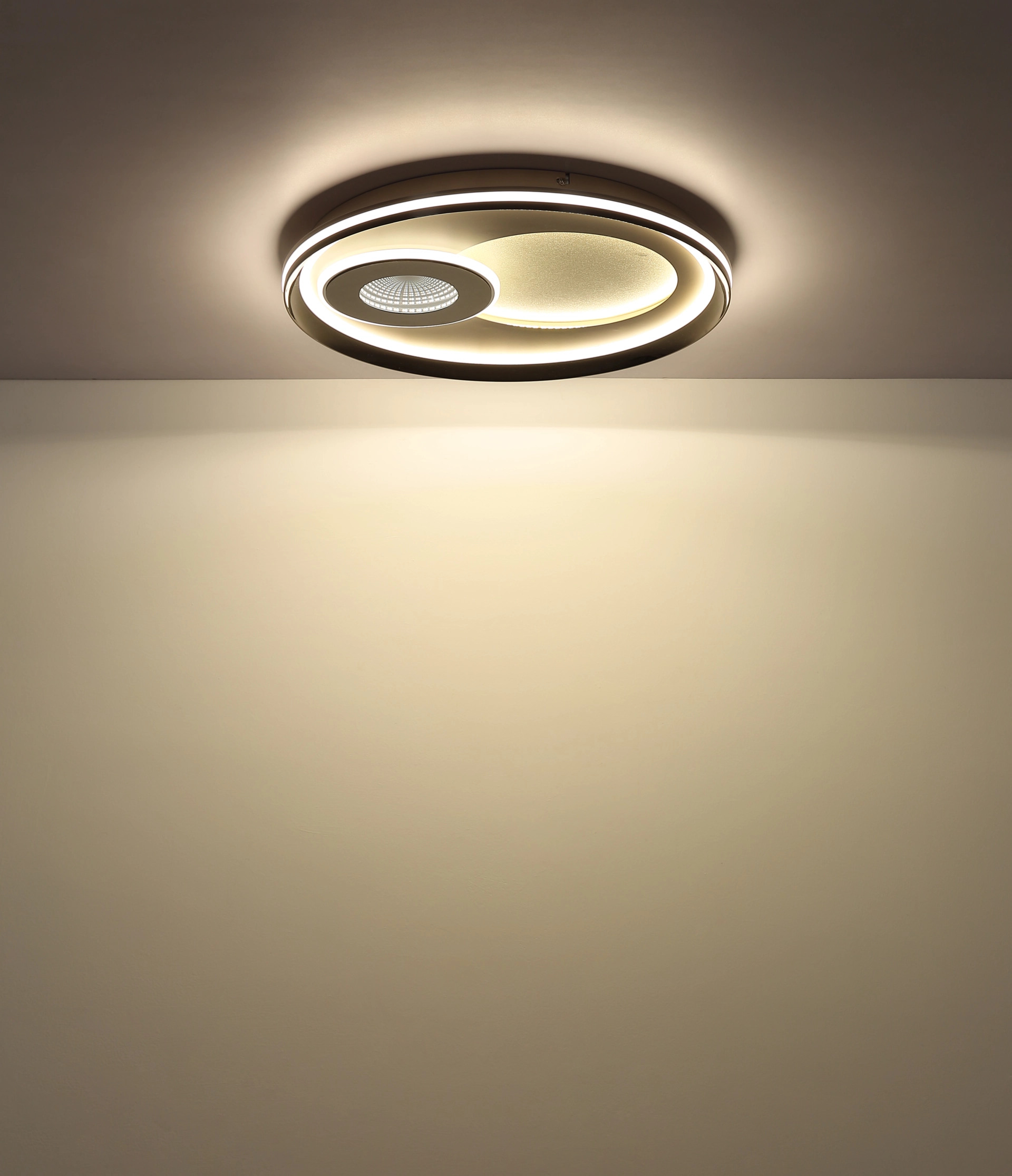 Runde LED-Deckenleuchte JUTA, warmweiß leuchtend, Metall sandfarben matt, Acrylkristalle champagnerfarben; moderne Wohnraumlampe von Globo Handels GmbH, Artikel 48572-36