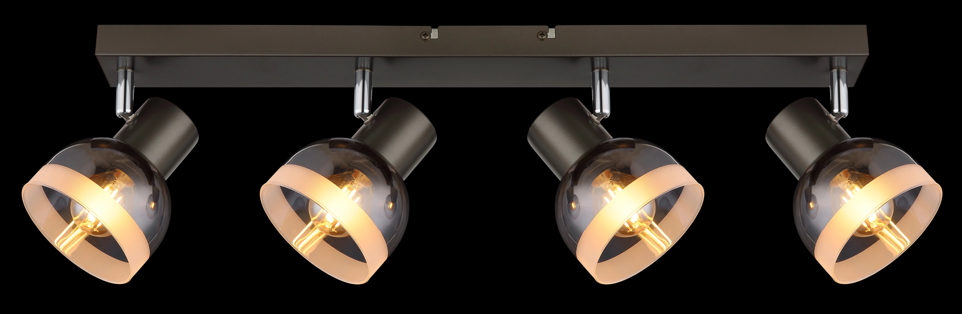 Abbildung: KAIRO Deckenstrahler 4-flammig von Globo Handels GmbH, Balken aus Metall schwarz‑chrom matt mit vier schwenkbaren Spots und rauchfarbenen Glas-Schirmen, Modell 54048-4, warm leuchtend.