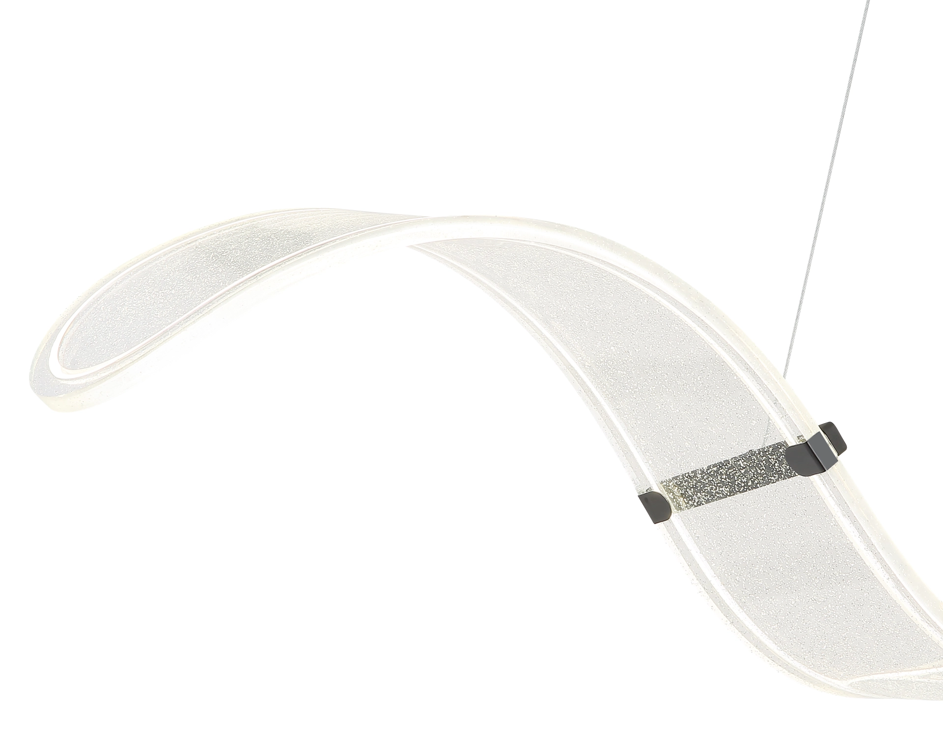 Produktbild: TAPIA Hängeleuchte von Globo Handels GmbH, geschwungener Pendelkörper aus klarem Acryl mit Glitzer-Effekt, schwarze Metallhalterung in Matt, Artikelnummer 68295H – moderne Design-Pendelleuchte