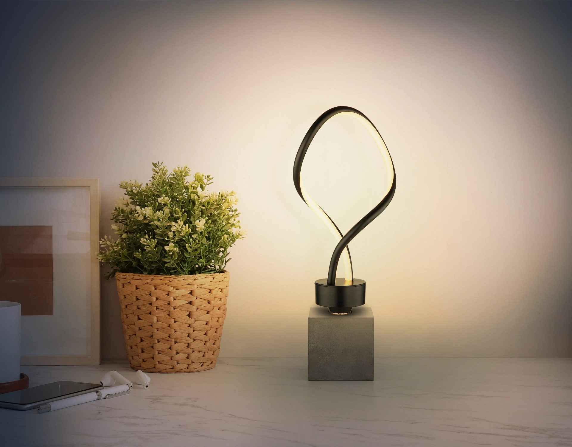 LED LEUCHTMITTEL KUNSTSTOFF SCHWARZ MATT, 1XE27 LE