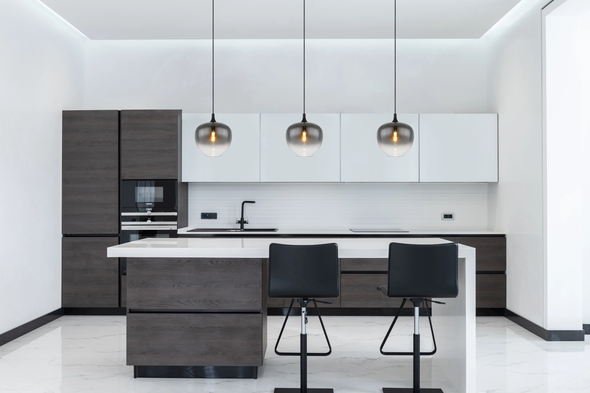 Hängeleuchte - Metall schwarz matt - Glas rauchfarben - 15548H1 